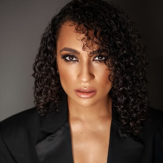 platinum Rayla Sunshine im weißen Blouson